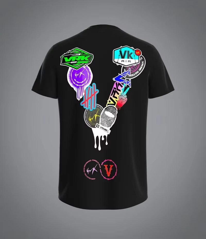 Streetwear Brand Graphic Designer - Sticker-Design High-Street-Graffiti Splicing-Stil Trendiges Marken-T-Shirt Baumwolle