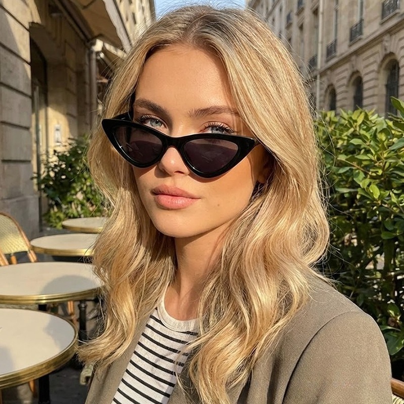 Sexy Kleine Dreieckige Cat-Eye – Streetwear Brand With Eye Bewertung und Preis